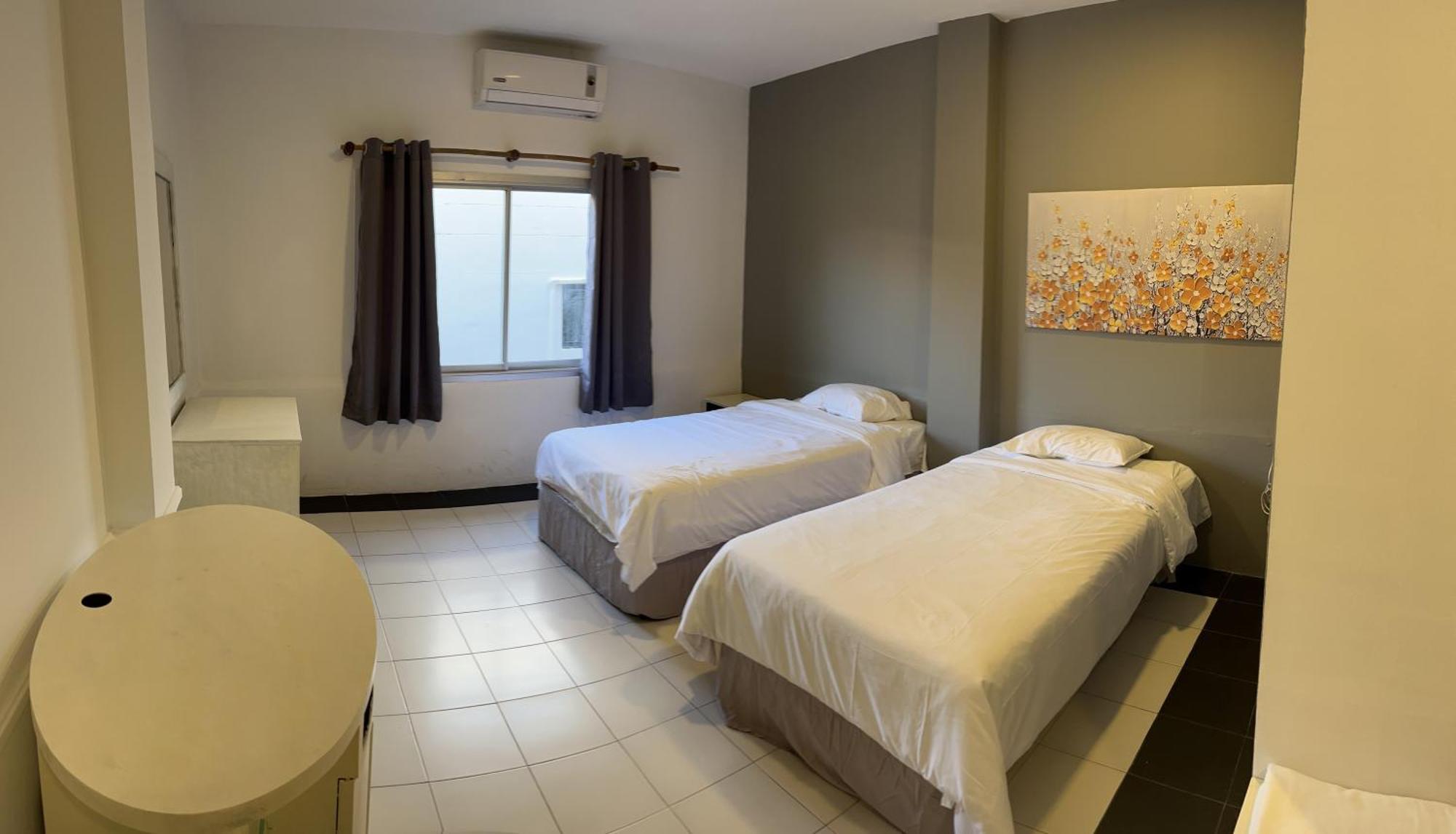Shalom Center Chaweng Samui Hotel Exterior photo