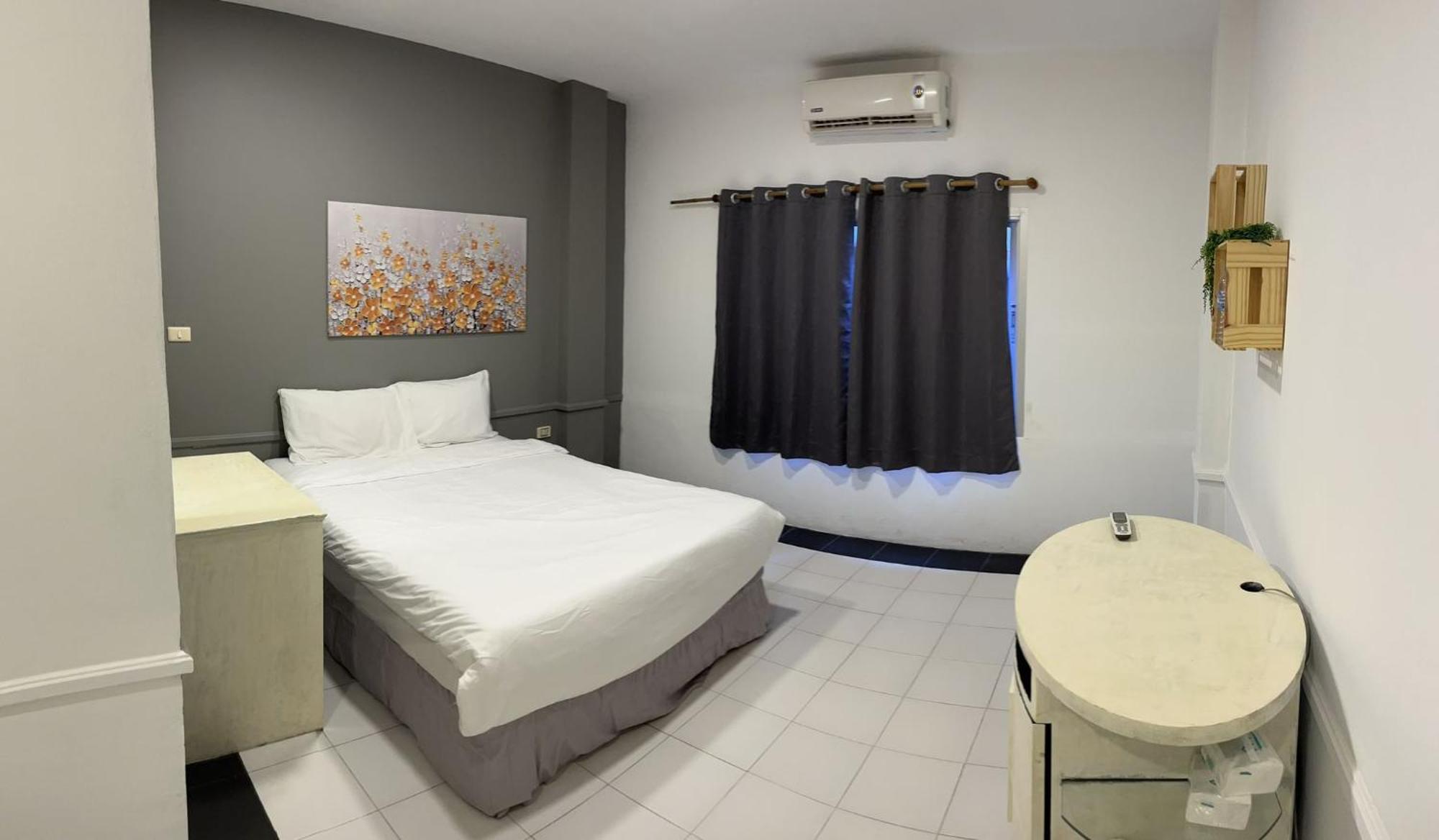 Shalom Center Chaweng Samui Hotel Exterior photo